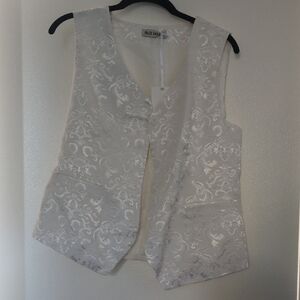 NWT Button Up Vest Floral Jaquard Pattern